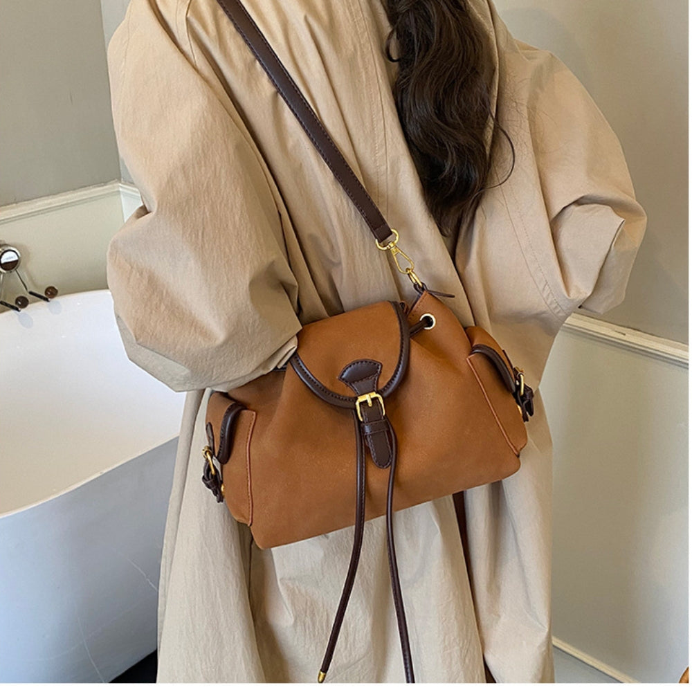 Women’s Retro Commuter Bag